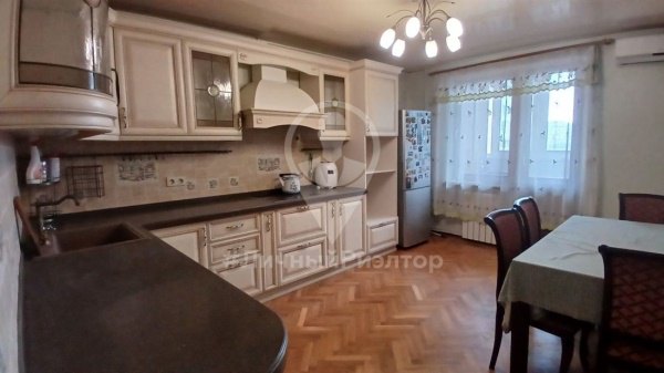 4-к квартира, 6/13 эт., 104м²