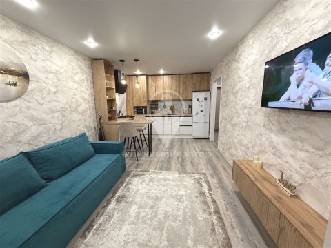 1-к квартира, 26/27 эт., 44м²