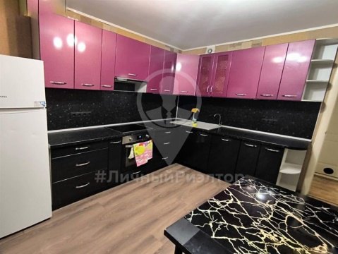 2-к квартира, 3/16 эт., 64м²