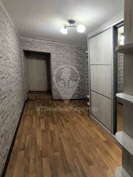 2-к квартира, 3/16 эт., 64м²