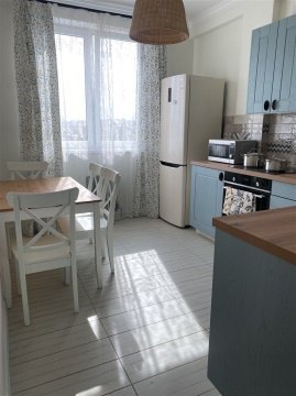 1-к квартира, 4/8 эт., 40м²