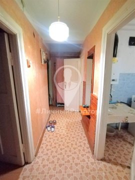 3-к квартира, 1/2 эт., 57м²